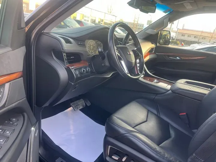 2008 Cadillac ESCALADE 6.2L 409HP V8 6AT,autocango,china used car exporter,china ev exporter,chinese used car exporter,chinese used ev exporter