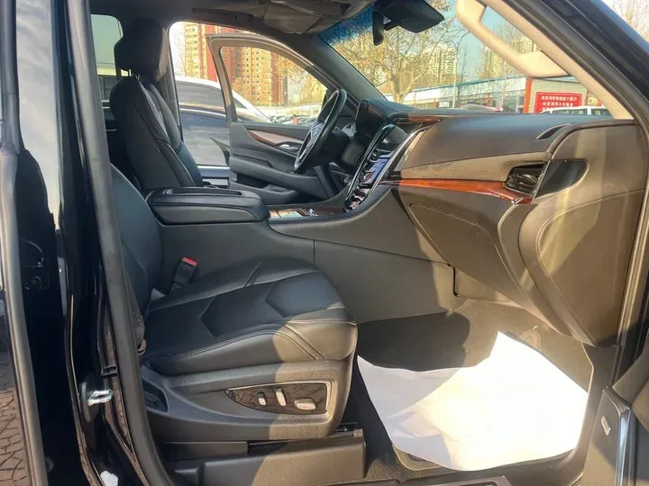 2008 Cadillac ESCALADE 6.2L 409HP V8 6AT,autocango,china used car exporter,china ev exporter,chinese used car exporter,chinese used ev exporter