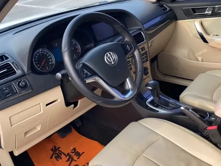 2012 Brilliance Auto V5 1.6L 118HP L4 5AT,autocango,china used car exporter,china ev exporter,chinese used car exporter,chinese used ev exporter