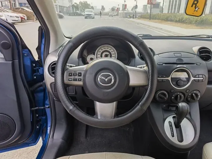2011 Mazda 2 1.5L 103HP L4 4AT,autocango,china used car exporter,china ev exporter,chinese used car exporter,chinese used ev exporter
