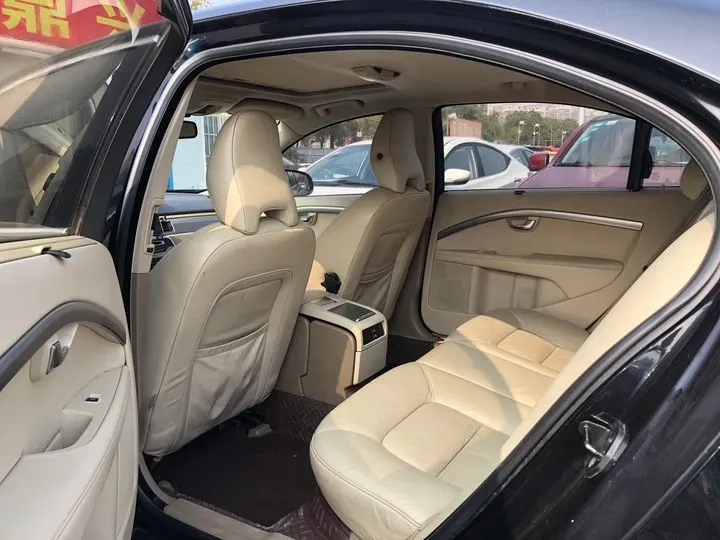 2012 Volvo S80L 2.0T 240HP L4 6DCT,autocango,china used car exporter,china ev exporter,chinese used car exporter,chinese used ev exporter