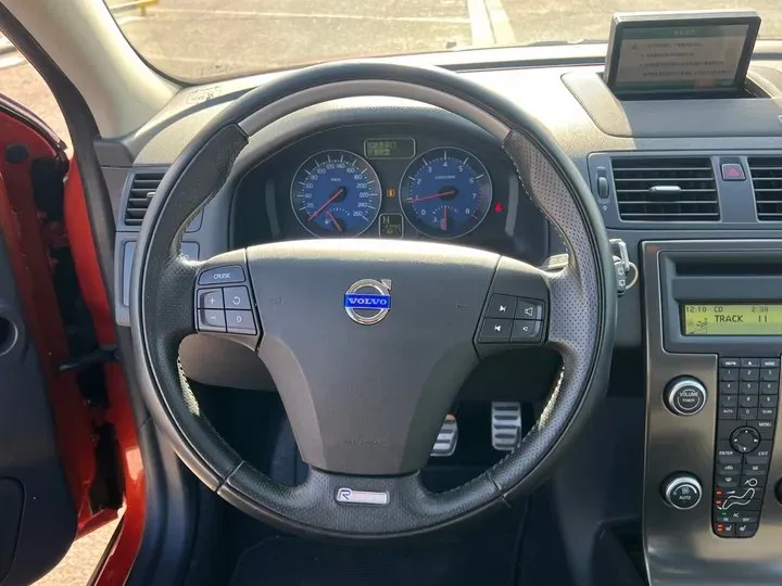 2011 Volvo C30 2.0L 145HP L4 6DCT,autocango,china used car exporter,china ev exporter,chinese used car exporter,chinese used ev exporter