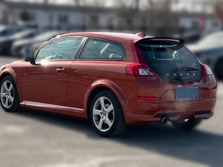 2011 Volvo C30 2.0L 145HP L4 6DCT,autocango,china used car exporter,china ev exporter,chinese used car exporter,chinese used ev exporter