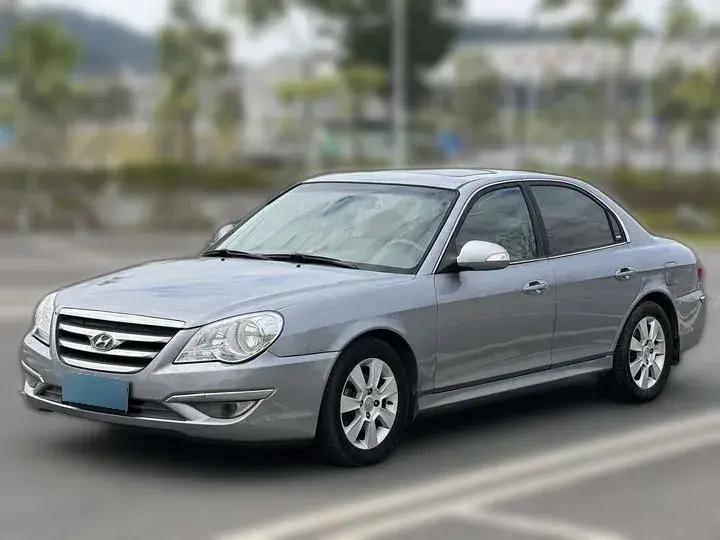 2009 Hyundai MoInca 2.0L 137HP L4 4AT