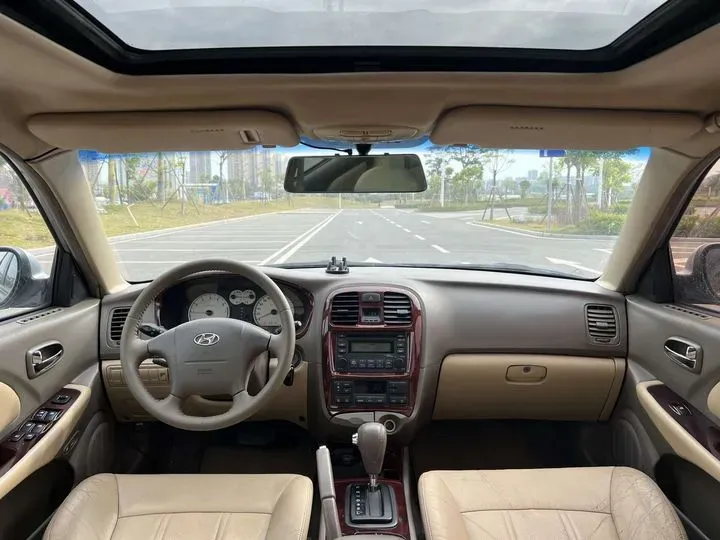 2009 Hyundai MoInca 2.0L 137HP L4 4AT,autocango,china used car exporter,china ev exporter,chinese used car exporter,chinese used ev exporter