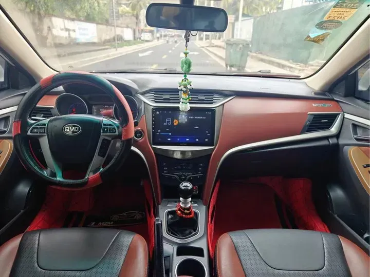 2014 BYD G5 1.5T 154HP L4 6MT,autocango,china used car exporter,china ev exporter,chinese used car exporter,chinese used ev exporter