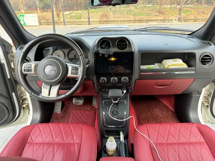 2013 Jeep Patriot 2.4L 170HP L4 CVT,autocango,china used car exporter,china ev exporter,chinese used car exporter,chinese used ev exporter
