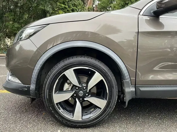 2017 Nissan Qashqai 2.0L 150HP L4 CVT,autocango,china used car exporter,china ev exporter,chinese used car exporter,chinese used ev exporter