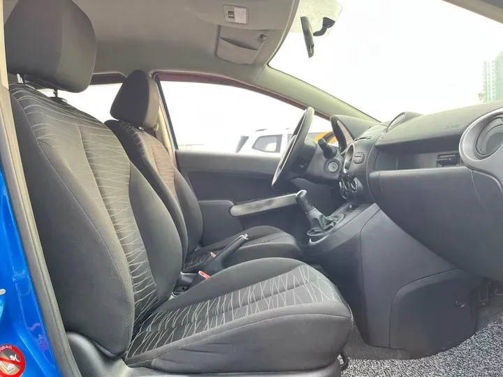 2011 Mazda 2 1.5L 103HP L4 5MT,autocango,china used car exporter,china ev exporter,chinese used car exporter,chinese used ev exporter