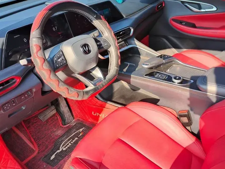 2020 ChangAn UNI-T 1.5T 180HP L4 7DCT,autocango,china used car exporter,china ev exporter,chinese used car exporter,chinese used ev exporter