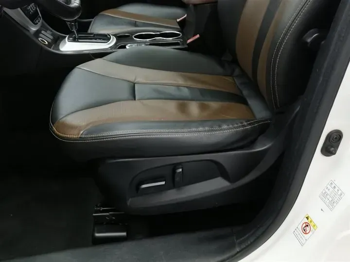 2015 GAC Trumpchi GS5 Super 2.0L 147HP L4 5AT,autocango,china used car exporter,china ev exporter,chinese used car exporter,chinese used ev exporter