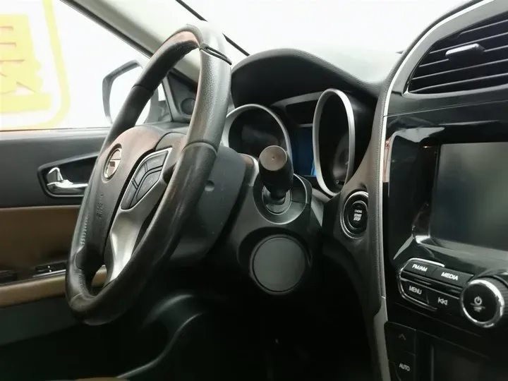 2015 GAC Trumpchi GS5 Super 2.0L 147HP L4 5AT,autocango,china used car exporter,china ev exporter,chinese used car exporter,chinese used ev exporter