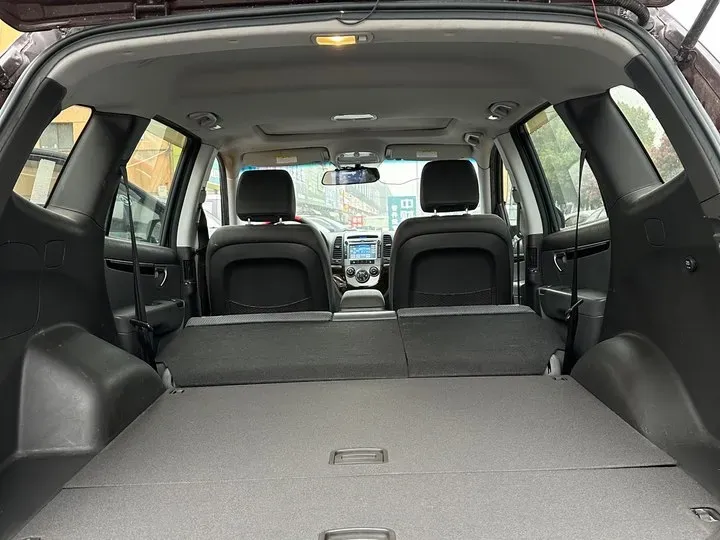 2012 Hyundai Santafe Classic 2.4L 174HP L4 6AT,autocango,china used car exporter,china ev exporter,chinese used car exporter,chinese used ev exporter