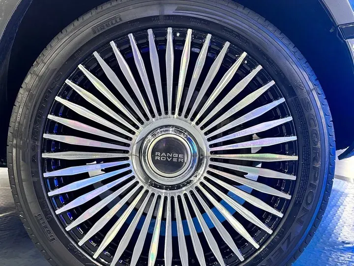 2020 Mansory Range Rover 3.0T 400HP L6 8AT,autocango,china used car exporter,china ev exporter,chinese used car exporter,chinese used ev exporter