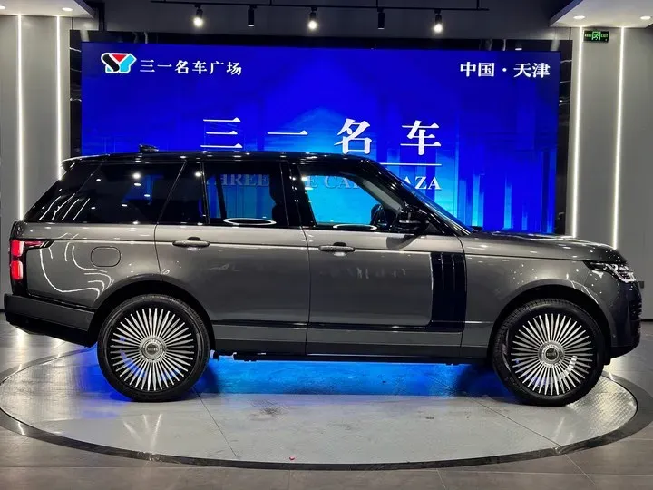 2020 Mansory Range Rover 3.0T 400HP L6 8AT,autocango,china used car exporter,china ev exporter,chinese used car exporter,chinese used ev exporter