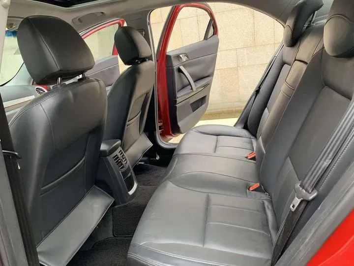 2010 Roewe 550 1.8L 133HP L4 5AT,autocango,china used car exporter,china ev exporter,chinese used car exporter,chinese used ev exporter