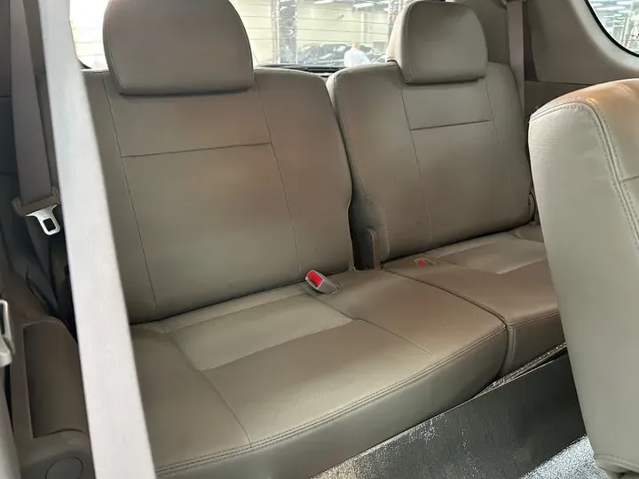 2008 Mitsubishi Zinger 2.0L 170HP L4 4AT,autocango,china used car exporter,china ev exporter,chinese used car exporter,chinese used ev exporter