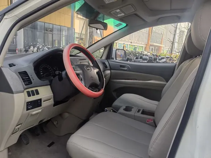 2013 BYD M6 2.0L 140HP L4 5MT,autocango,china used car exporter,china ev exporter,chinese used car exporter,chinese used ev exporter