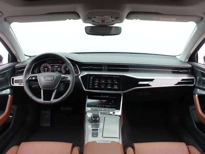 2021 Audi A6L 2.0T 224HP L4 7DCT,autocango,china used car exporter,china ev exporter,chinese used car exporter,chinese used ev exporter