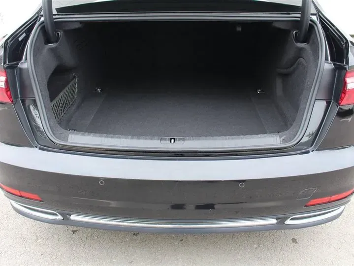 2021 Audi A6L 2.0T 224HP L4 7DCT,autocango,china used car exporter,china ev exporter,chinese used car exporter,chinese used ev exporter