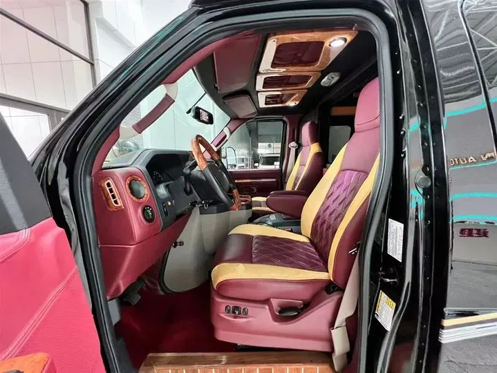 2011 Ford E350 5.4L 258HP V8 5AT,autocango,china used car exporter,china ev exporter,chinese used car exporter,chinese used ev exporter