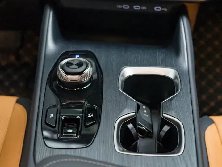 2023 Lexus RZ BEV 66KWH,autocango,china used car exporter,china ev exporter,chinese used car exporter,chinese used ev exporter