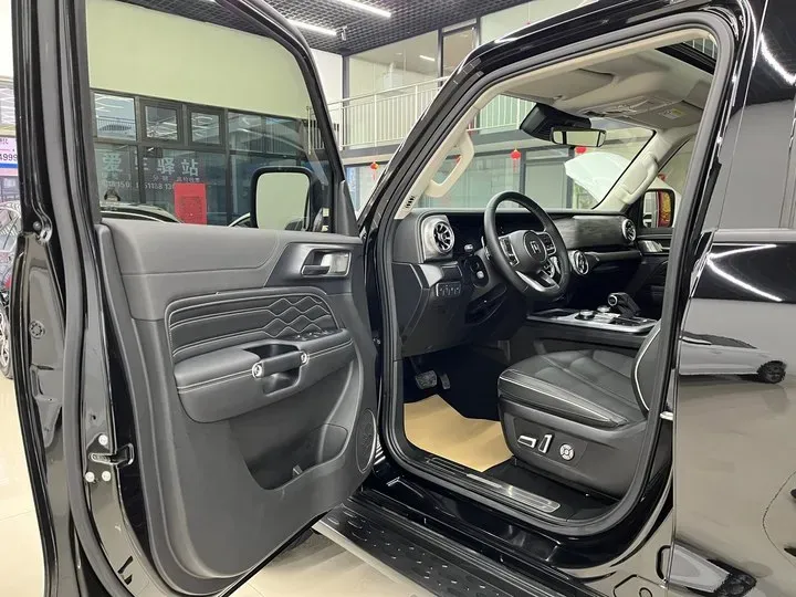 2021 Tank 300 2.0T 227HP L4 8AT,autocango,china used car exporter,china ev exporter,chinese used car exporter,chinese used ev exporter