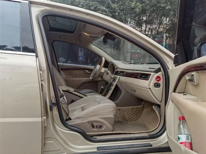 2006 Volvo S80 3.2L 238HP L6 6AT,autocango,china used car exporter,china ev exporter,chinese used car exporter,chinese used ev exporter