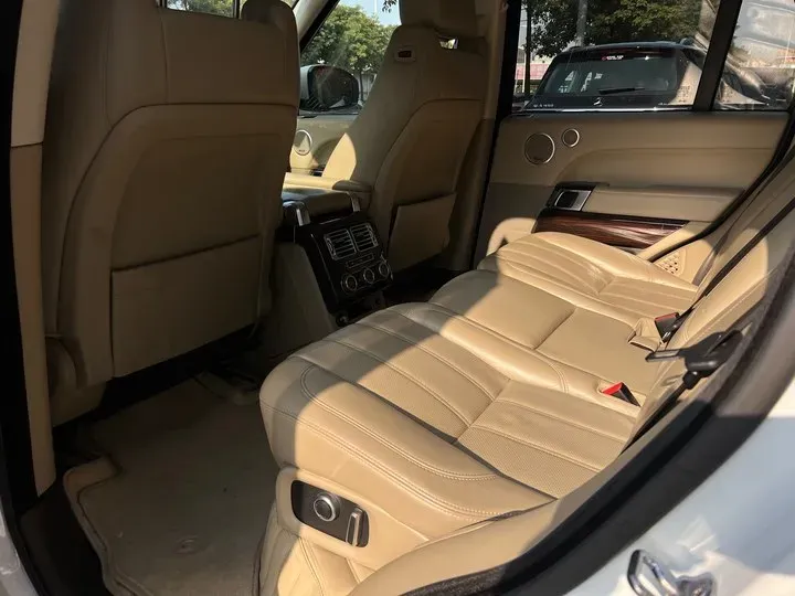 2020 Mansory Range Rover 3.0T 400HP L6 8AT,autocango,china used car exporter,china ev exporter,chinese used car exporter,chinese used ev exporter