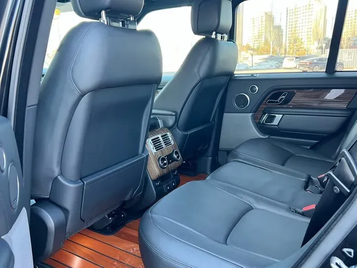 2020 Mansory Range Rover 3.0T 400HP L6 8AT,autocango,china used car exporter,china ev exporter,chinese used car exporter,chinese used ev exporter