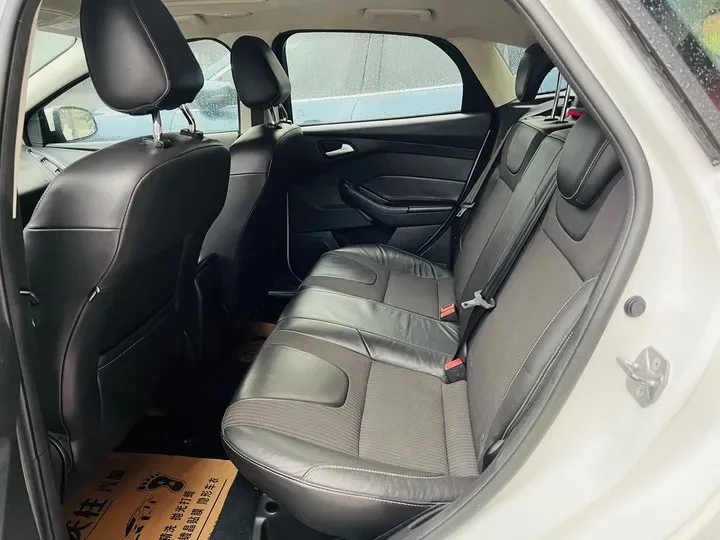 2012 Ford Focus 1.6L 125HP L4 6DCT,autocango,china used car exporter,china ev exporter,chinese used car exporter,chinese used ev exporter