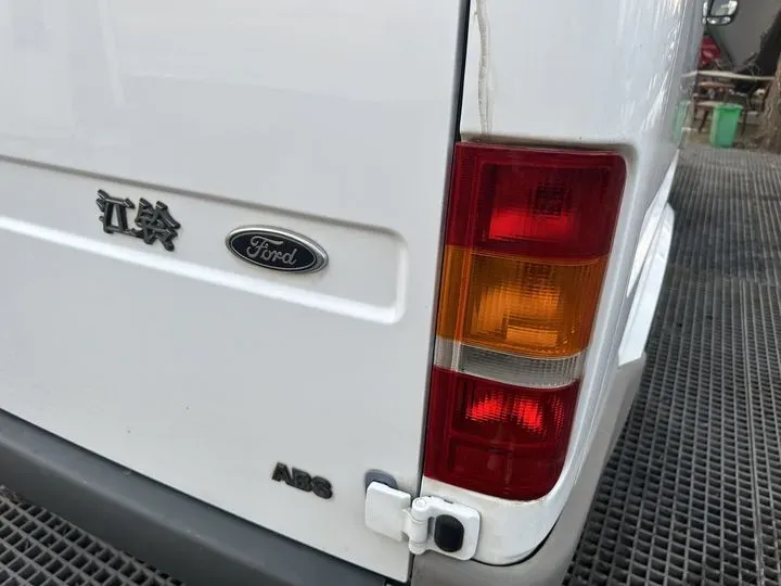 2016 Ford Classic Transit 2.4L 136HP L4 5MT,autocango,china used car exporter,china ev exporter,chinese used car exporter,chinese used ev exporter