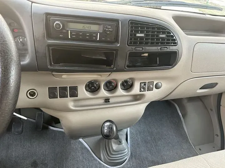 2016 Ford Classic Transit 2.4L 136HP L4 5MT,autocango,china used car exporter,china ev exporter,chinese used car exporter,chinese used ev exporter