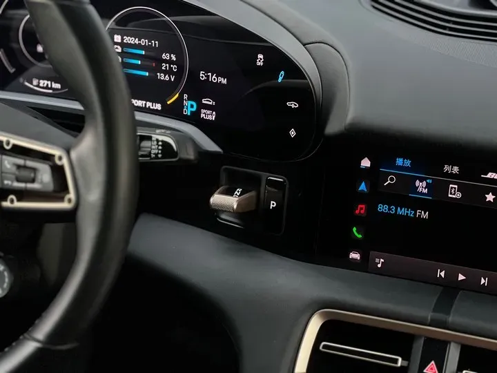 2019 Porsche Taycan 2AT BEV 79.2KWH,autocango,china used car exporter,china ev exporter,chinese used car exporter,chinese used ev exporter