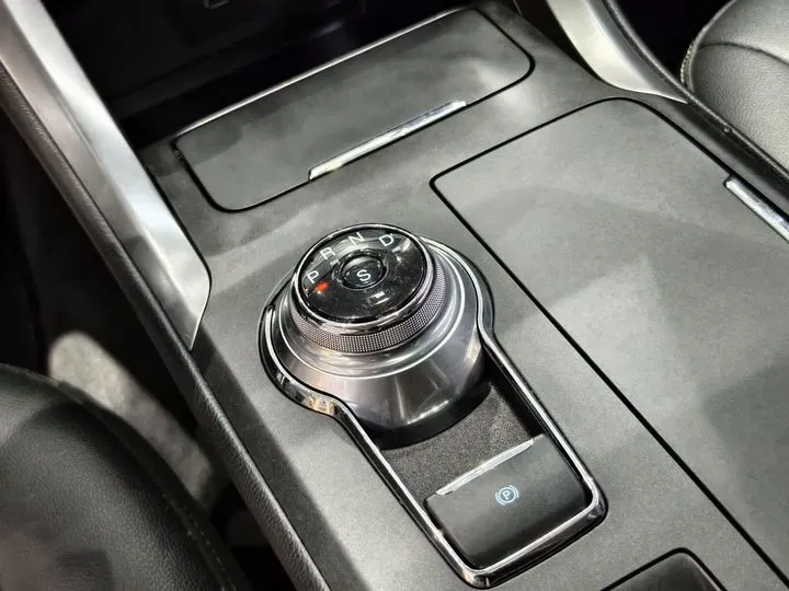 2018 Ford Mondeo 1.5T 181HP L4 6AT,autocango,china used car exporter,china ev exporter,chinese used car exporter,chinese used ev exporter