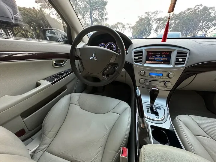 2009 Mitsubishi Galant 2.4L 173HP L4 4AT,autocango,china used car exporter,china ev exporter,chinese used car exporter,chinese used ev exporter