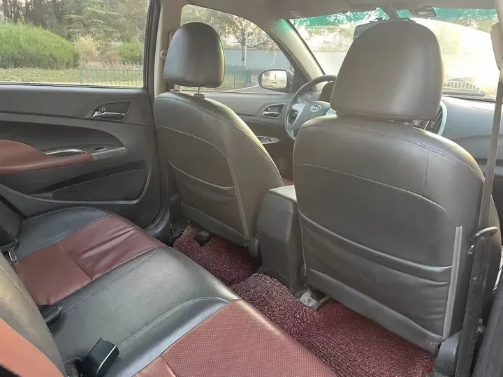 2015 BYD F3 1.5L 109HP L4 5MT,autocango,china used car exporter,china ev exporter,chinese used car exporter,chinese used ev exporter