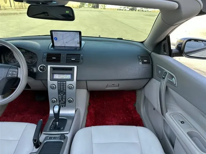 2010 Volvo C70 2.5T 230HP L5 5AT,autocango,china used car exporter,china ev exporter,chinese used car exporter,chinese used ev exporter