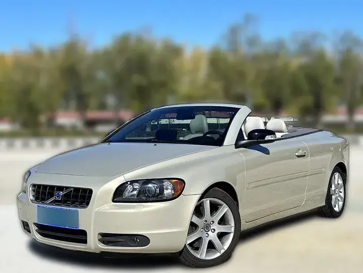 2010 Volvo C70 2.5T 230HP L5 5AT