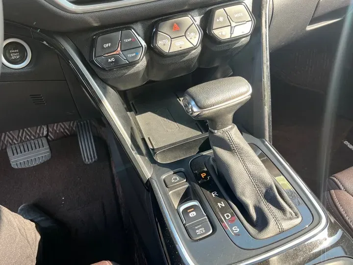 2018 GAC Trumpchi GS4 1.5T 152HP L4 6AT,autocango,china used car exporter,china ev exporter,chinese used car exporter,chinese used ev exporter