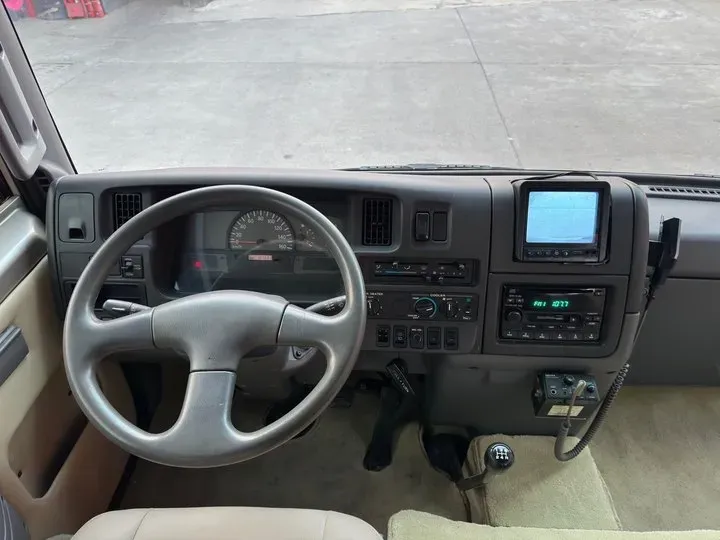 2011 Nissan Civilian 4.5L 180HP L6 5MT,autocango,china used car exporter,china ev exporter,chinese used car exporter,chinese used ev exporter