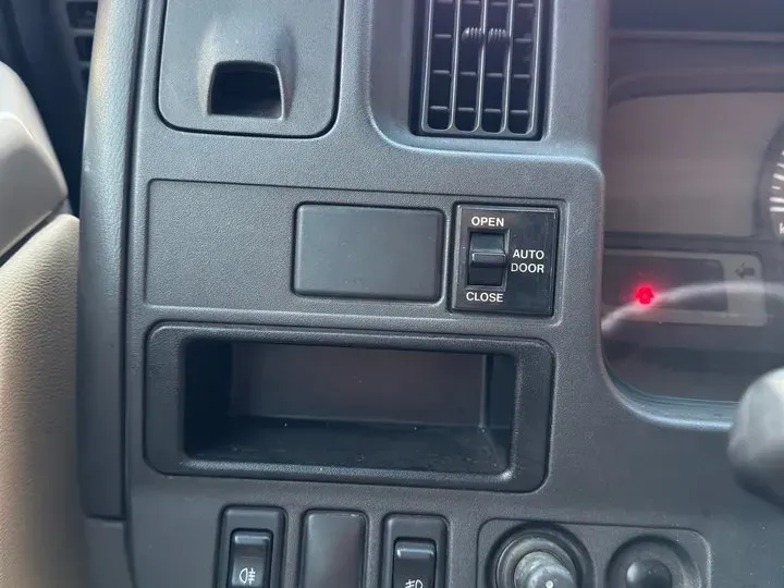 2011 Nissan Civilian 4.5L 180HP L6 5MT,autocango,china used car exporter,china ev exporter,chinese used car exporter,chinese used ev exporter