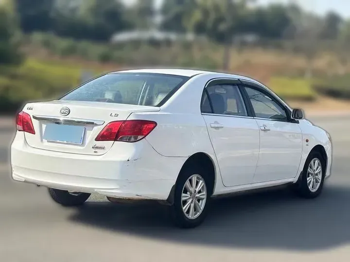 2015 BYD L3 1.5L 109HP L4 6DCT,autocango,china used car exporter,china ev exporter,chinese used car exporter,chinese used ev exporter