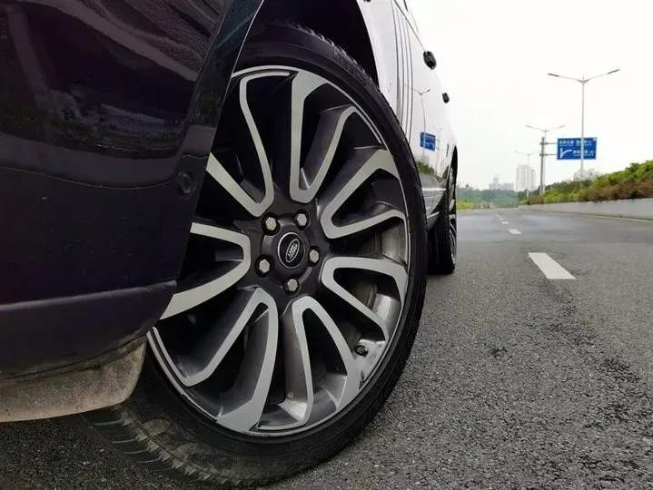 2020 Mansory Range Rover 3.0T 400HP L6 8AT,autocango,china used car exporter,china ev exporter,chinese used car exporter,chinese used ev exporter