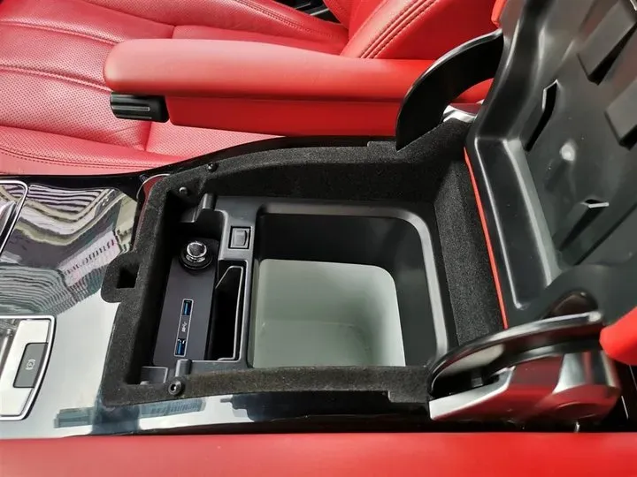 2020 Mansory Range Rover 3.0T 400HP L6 8AT,autocango,china used car exporter,china ev exporter,chinese used car exporter,chinese used ev exporter