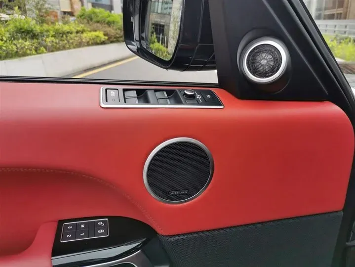 2020 Mansory Range Rover 3.0T 400HP L6 8AT,autocango,china used car exporter,china ev exporter,chinese used car exporter,chinese used ev exporter