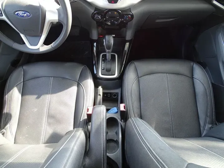 2013 Ford EcoSport 1.5L 110HP L4 6DCT,autocango,china used car exporter,china ev exporter,chinese used car exporter,chinese used ev exporter