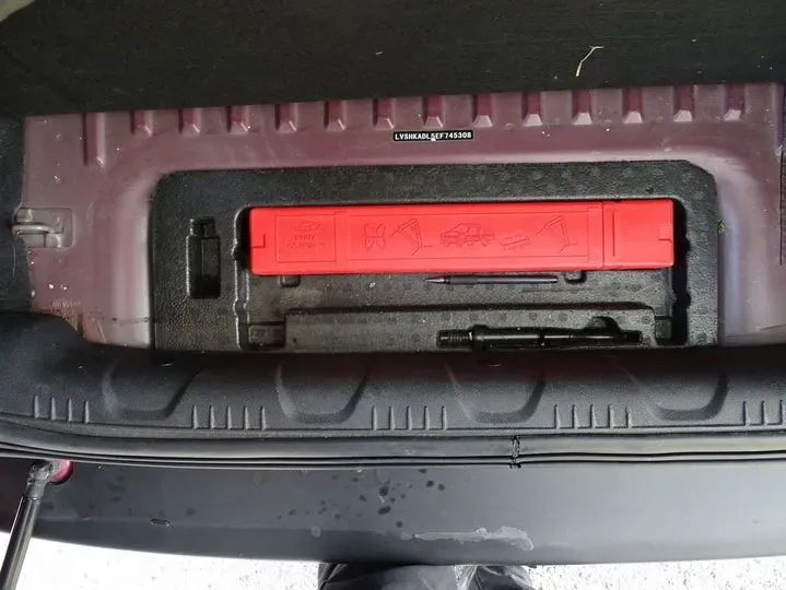 2013 Ford EcoSport 1.5L 110HP L4 6DCT,autocango,china used car exporter,china ev exporter,chinese used car exporter,chinese used ev exporter