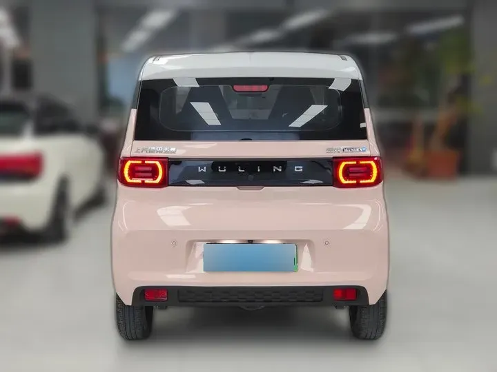 2021 WuLing HongGuang MINI EV BEV 13.8KWH,autocango,china used car exporter,china ev exporter,chinese used car exporter,chinese used ev exporter
