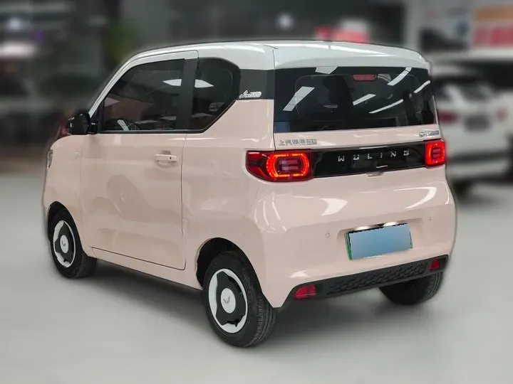 2021 WuLing HongGuang MINI EV BEV 13.8KWH,autocango,china used car exporter,china ev exporter,chinese used car exporter,chinese used ev exporter
